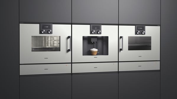 200 series combi steam oven with vacuuming drawer coffee machine and warming drawer and combi microwave oven and warming drawer in gaggenau silver