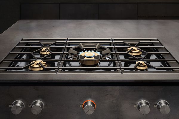 Gaggenau 400 series gas cooktop in a modern kitchen