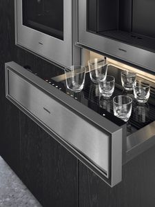 Close-up image of the Gaggenau Expressive series culinary warming drawer