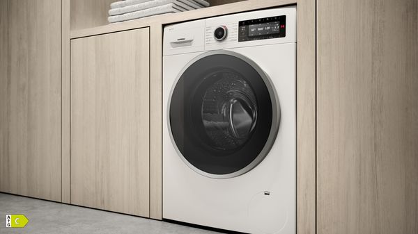Modern bir evde Gaggenau çamaşır makinesi
