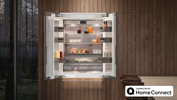 Gaggenau 400 series refrigerator in a modern environment 