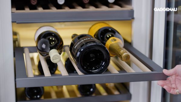 A video that helps you make the most of your Gaggenau wine climate cabinet 