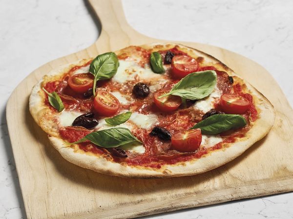 Diavolo pizza on a serving board