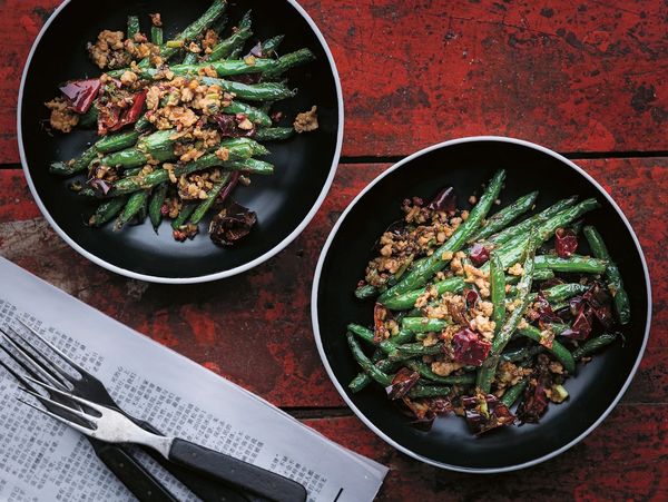 Sichuan dry-fried green beans in a bowl