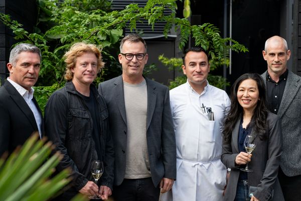 A group shot of all six chefs featured at the event. 