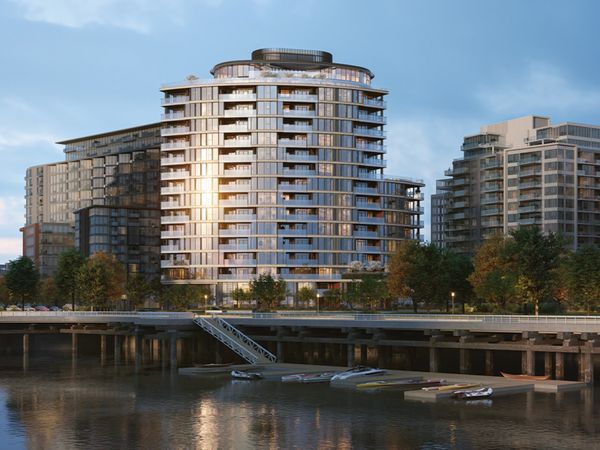 External view of the Tesoro development on the shores of False Creek, Vancouver 