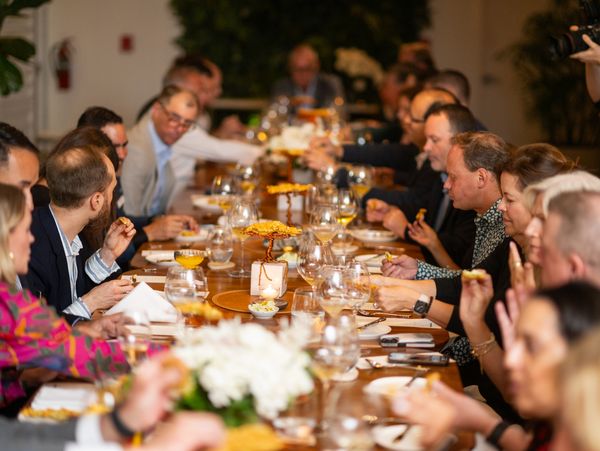Luxury Summit guests enjoying dinner at chef Juan Manuel Barrientos's Michelin-Starred Elcielo.