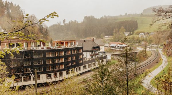 The exterior of the Hotel Sackmann 