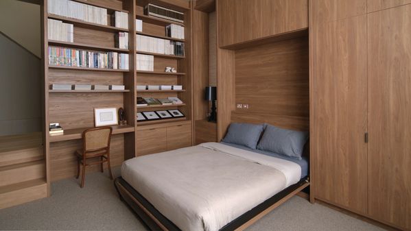 Casa Piva’s study/spare bedroom dressed in warm Antique Oak panelling