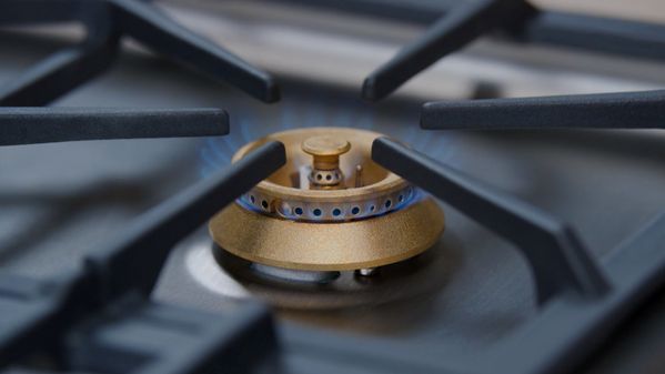 Close-up of the flame from one of the standard output burners of a Gaggenau 5 Burner Vario Gas Cooktop 