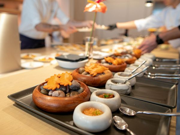 A close-up of another dish, featuring crab crackers.