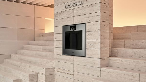 Image montrant l'espace de l'installation architecturale de l'exp&eacute;rience &laquo; Pr&eacute;sence &raquo; de Gaggenau &agrave; la Villa Necchi Campiglio 2026.