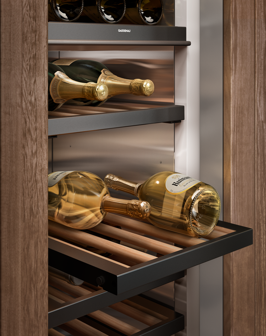 400 series Vario wine cooler with glass door 212.5 x 60.3 cm RW466364 RW466364-24