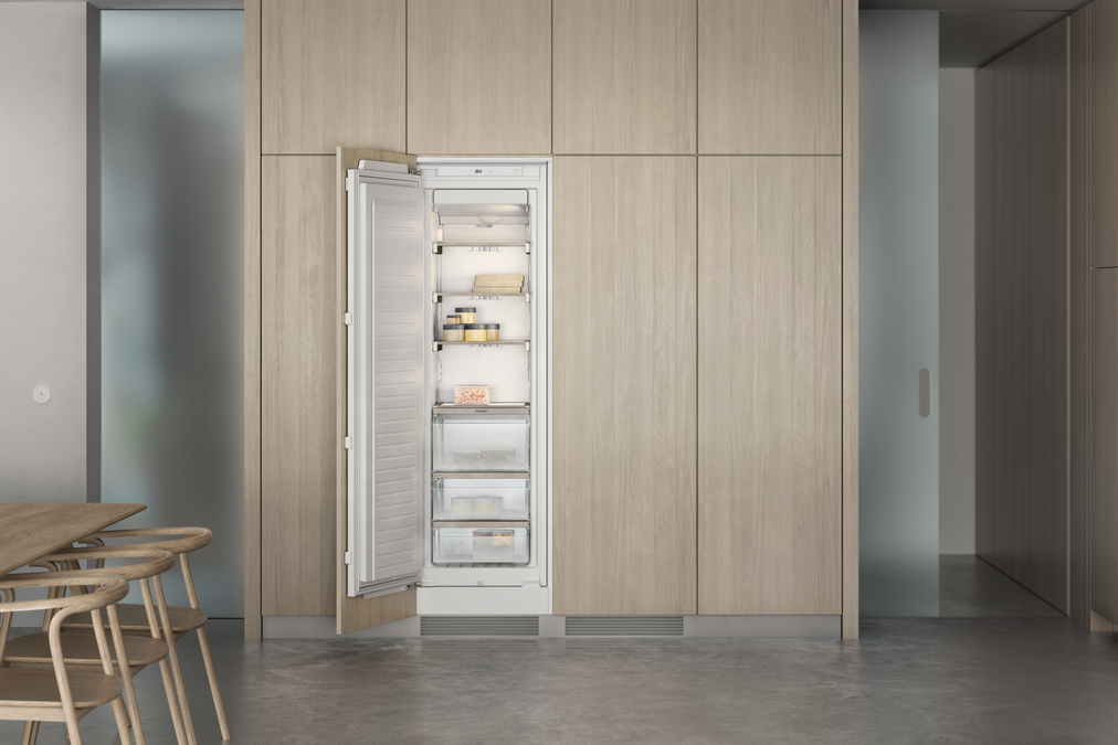 200 series Vario freezer 177.2 x 55.8 cm soft close flat hinge RF287370 RF287370-2