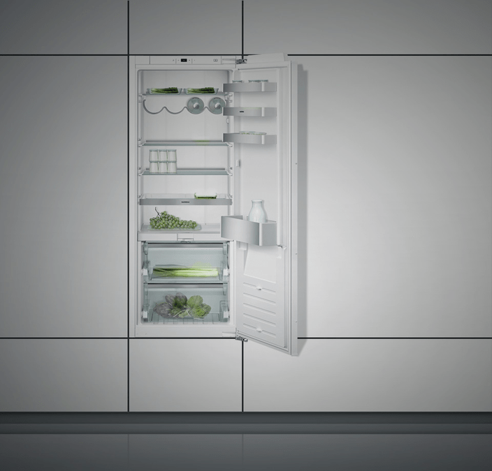 200 series Refrigerator 140 x 56 cm RC242203 RC242203-3